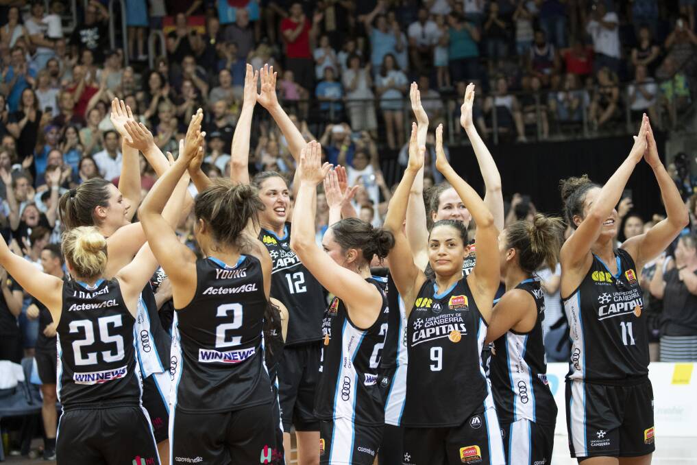 Capitals coach has called on Canberra to pack the AIS Arena like they did for WNBL championship series. Picture: Sitthixay Ditthavong