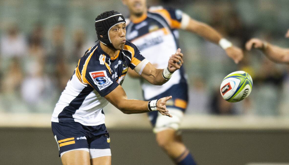 Christian Lealiifano of the Brumbies in action. Photo: AAP Image/Rohan Thomson.