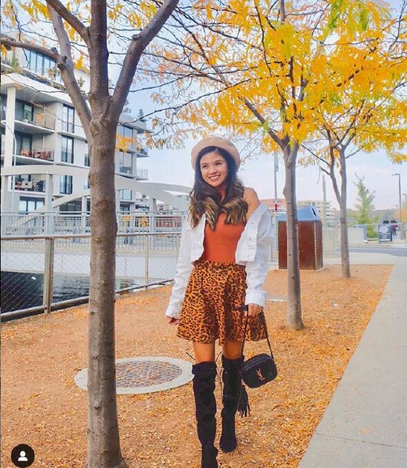 Photo by @misszhe. Ready to dance with the colours of autumn.