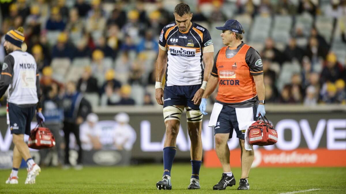 Rory Arnold of the Brumbies leaves the field during Brumbies clash with the Blues at Canberra Stadium. Picture: Rohan Thomson 