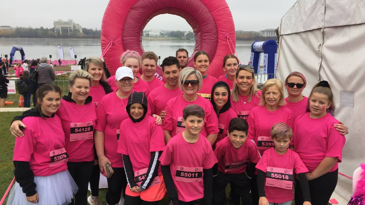 Rebecca Kelly and her family were running in honour of Rebecca's sister Rachel, who died of breast cancer last year. Picture: Andrew Brown