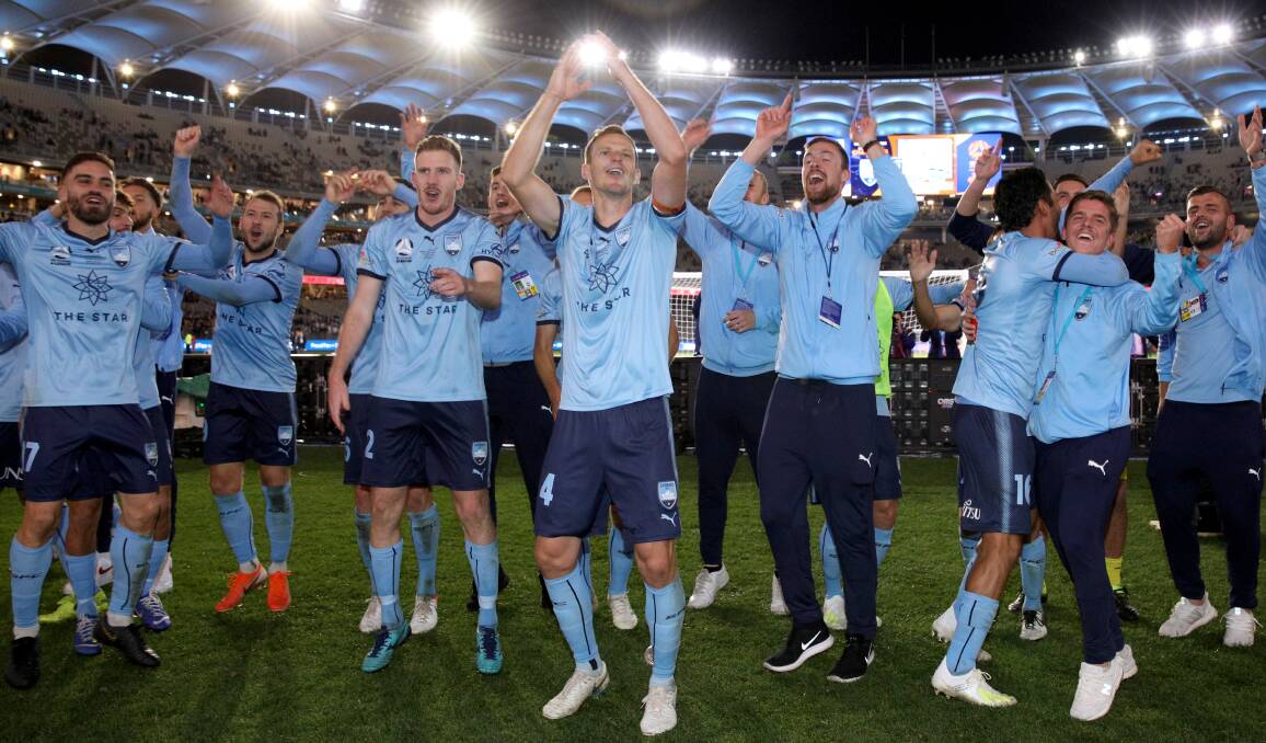 Sydney FC players thanks their fans for their support. Picture: AAP