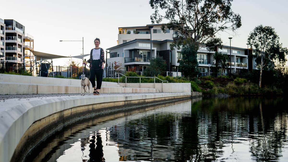 Southport apartments resident Chantelle Hayes, who avoided walking her dog along Lake Tuggeranong during summer because of the risks to its health. Picture: Elesa Kurtz