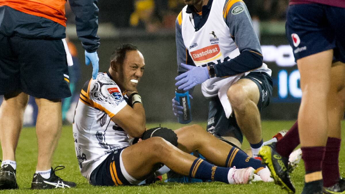 Christian Lealiifano came off worse for wear after an ugly collision with the Tongan Thor. Picture: Elesa Kurtz