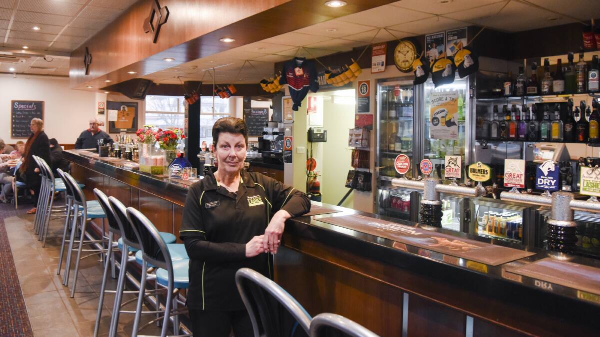 Maureen Dehnert owner of Woolpack Hotel Tumut, claims business is the worst it's ever been, despite the promises of the nearby Snowy 2.0 project. Picture: Finbar O'Mallon