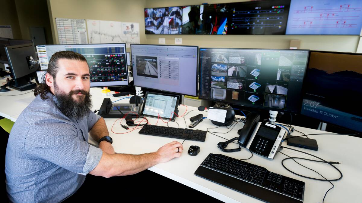 Peter O'Brien in the operations control centre. Picture: Elesa Kurtz