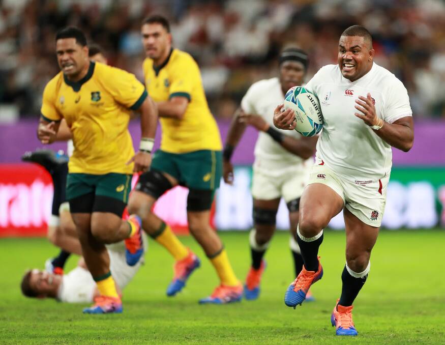 Kyle Sinckler of England runs clear to score his team's third try against Australia. Picture: Getty Images