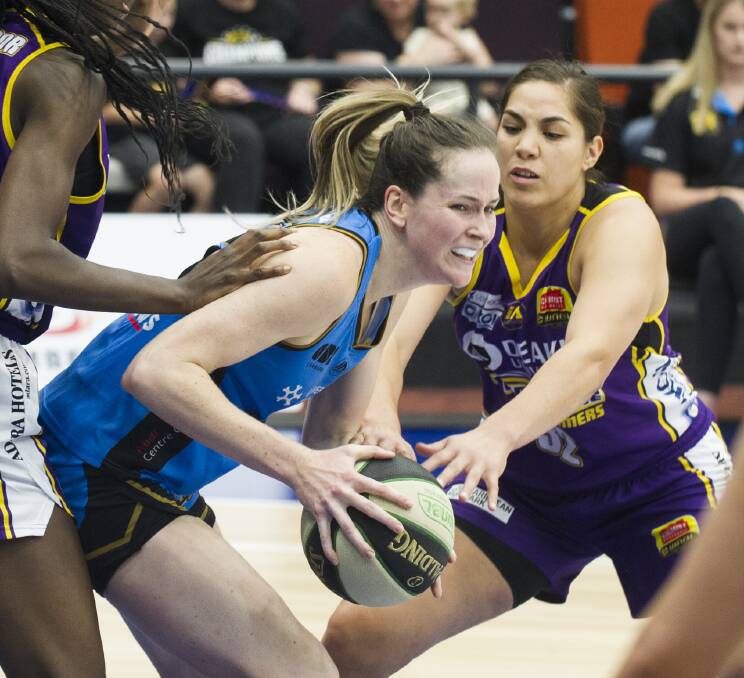 Keely Froling played through pain on Friday night against Melbourne. Picture: Picture: Dion Georgopoulos