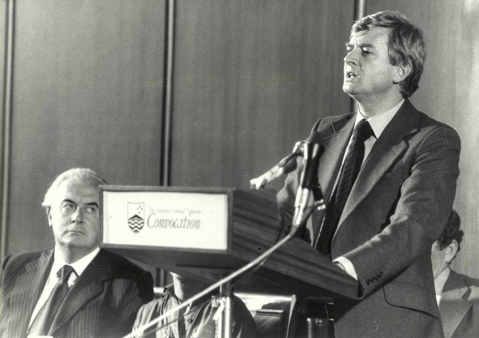 The NGA's founding director James Mollison, pictured at the ANU in 1979 with Gough Whitlam, has died aged 88. Picture: The Canberra Times