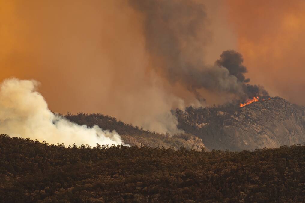 The Orroral Valley bushfire in Namadgi National Park. Picture: Sitthixay Ditthavong