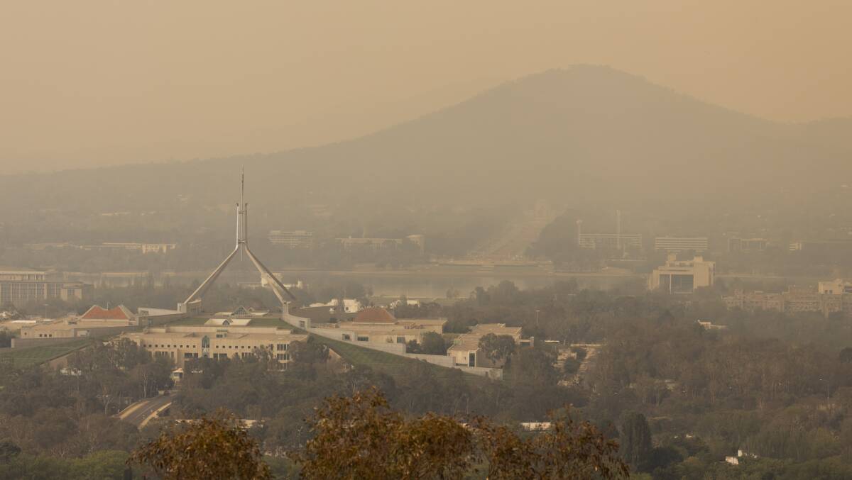 Smoke from the bushfire in Namadgi National Park covering Canberra in January 2020. Picture: Sitthixay Ditthavong