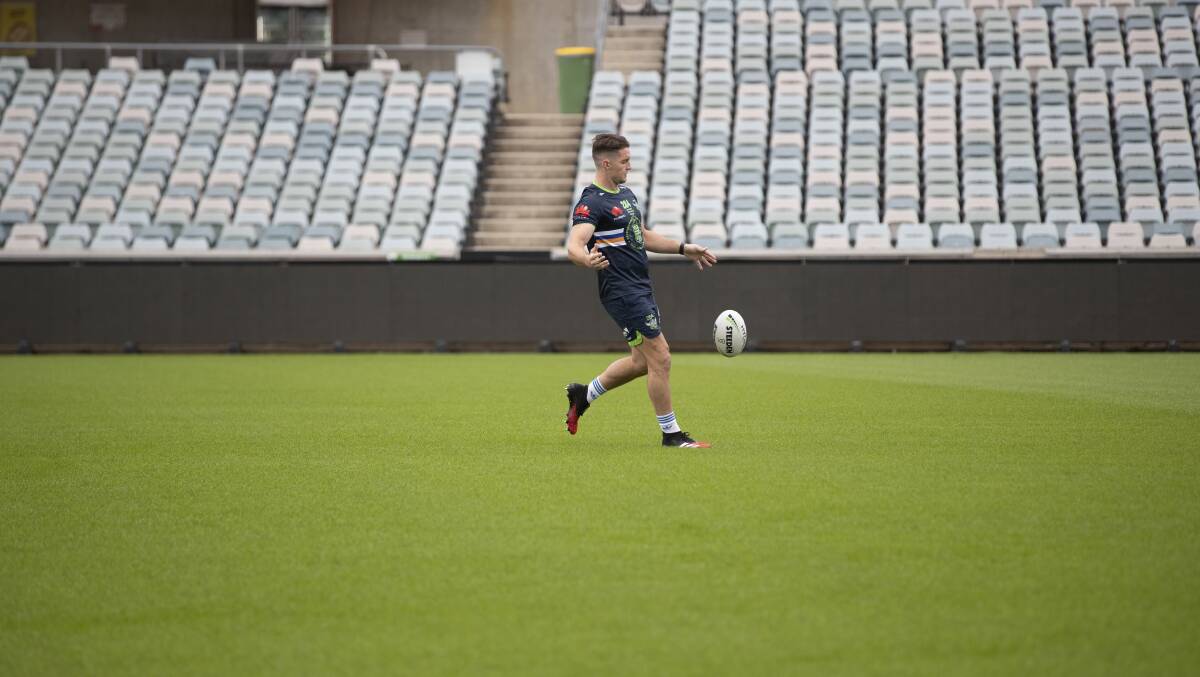Canberra Raiders skipper Jarrod Croker training at Canberra stadium. Picture: Sitthixay Ditthavong
