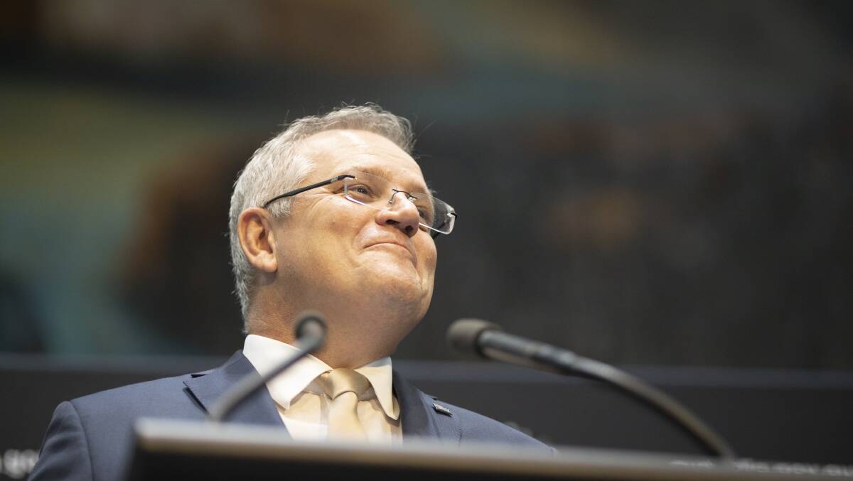 Prime Minister Scott Morrison said the JobKeeper program was a guarantee businesses could take to the bank. Picture: Sitthixay Ditthavong
