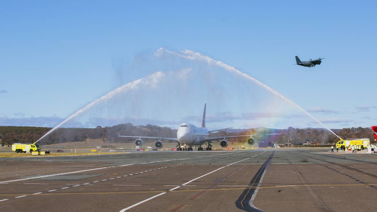 The last hurrah at Canberra Airport for Qantas' last jumbo. Picture: Jamila Toderas