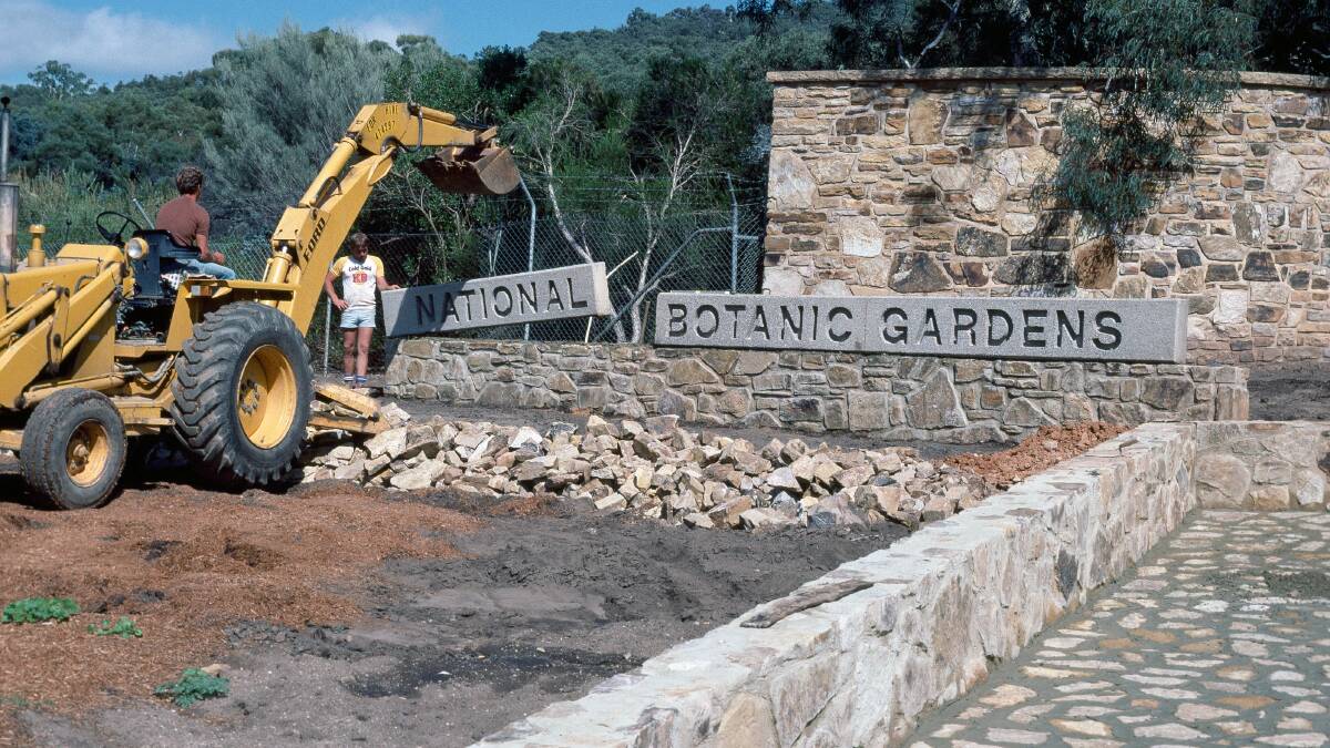 Left, the front entrance, complete with signage, takes shape, in 1983. Picture: ANBG