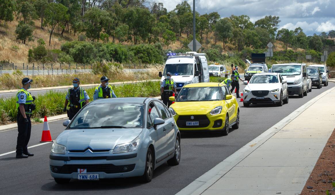 ACT police at the border checkpoint this week on the Federal Highway. Picture: Elesa Kurtz.