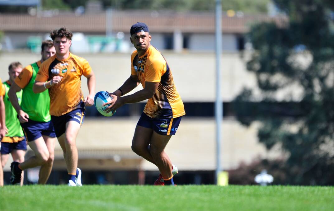 Irae Simone is ready to help a flyhalf change if required this week. Picture: James Croucher