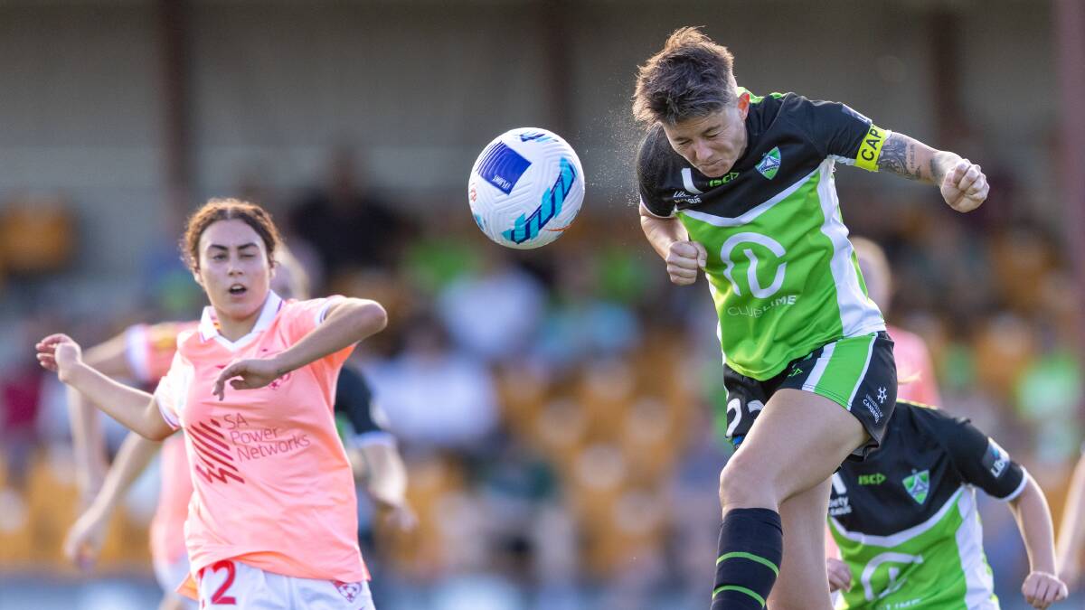 Michelle Heyman will lead Canberra United's attack again. Picture by Sitthixay Ditthavong