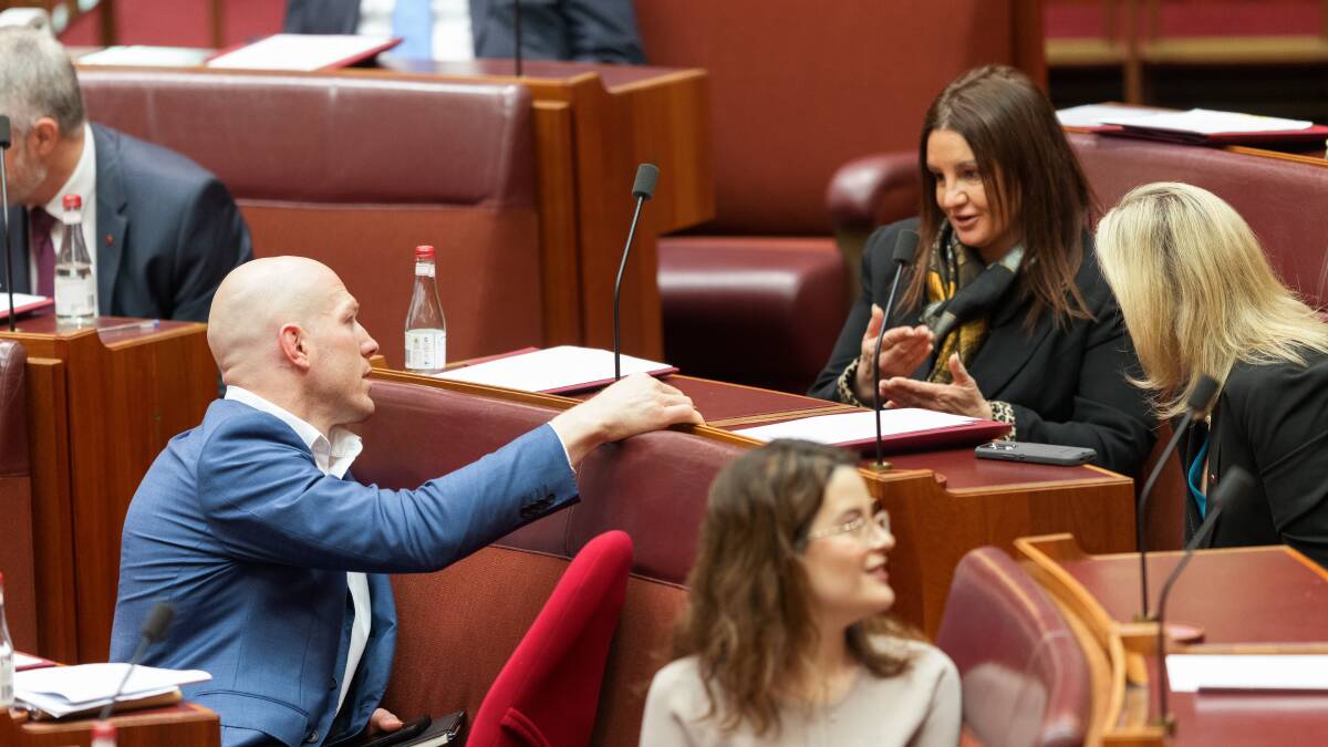 Crossbench senators David Pocock and Jacqui Lambie will move an amendment to seek greater detail on Labor's emission reduction plans. Picture by Sitthixay Ditthavong