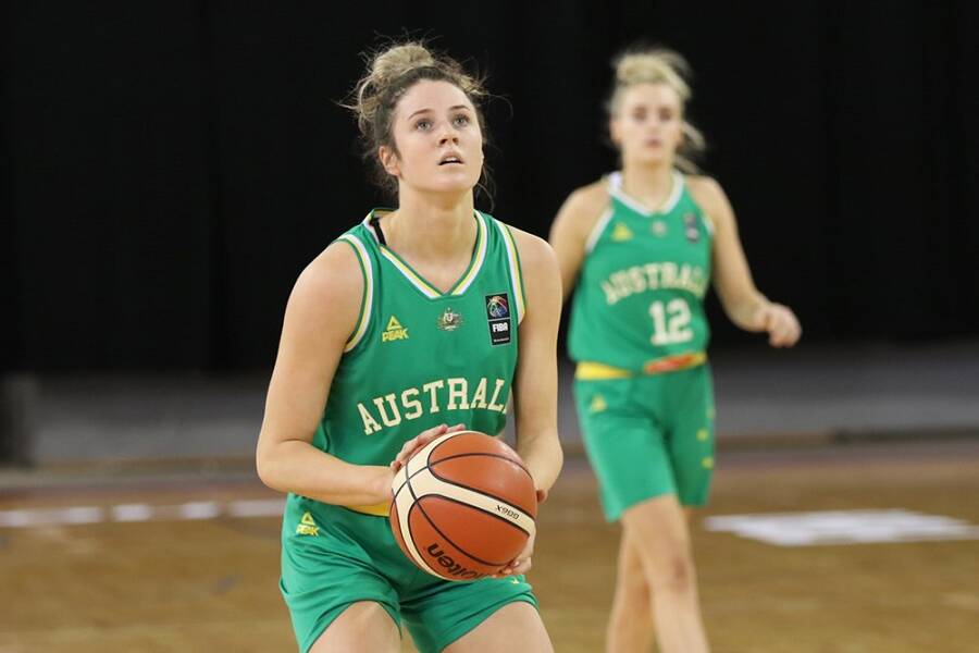 Gemma Potter plying her trade for Australia. Picture: Basketball Australia
