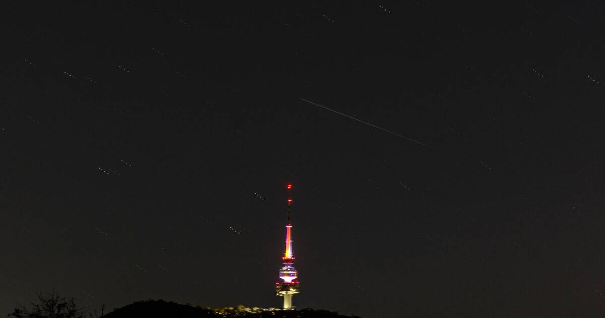 Geminid meteor shower lights up Canberra sky