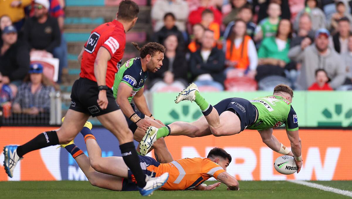 Hudson Young showed his athleticism to this try as part of the Raiders' second-half comeback. Picture: Getty Images