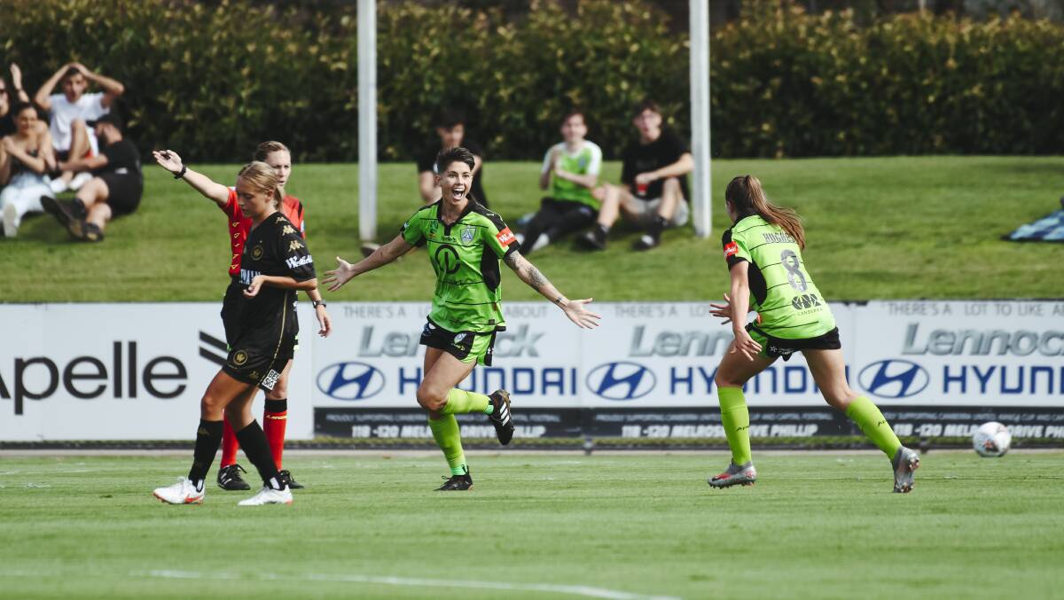 Michelle Heyman's six-goal haul has her one short of leveling the W-League's all-time scoring record. Picture: Dion Georgopoulos