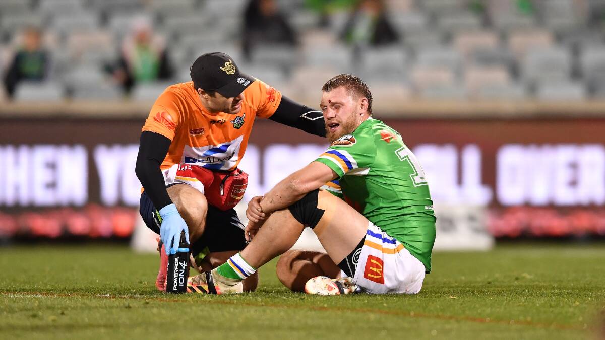 Elliott Whitehead comes off the field after some friendly fire from Emre Guler. Picture: NRL Imagery