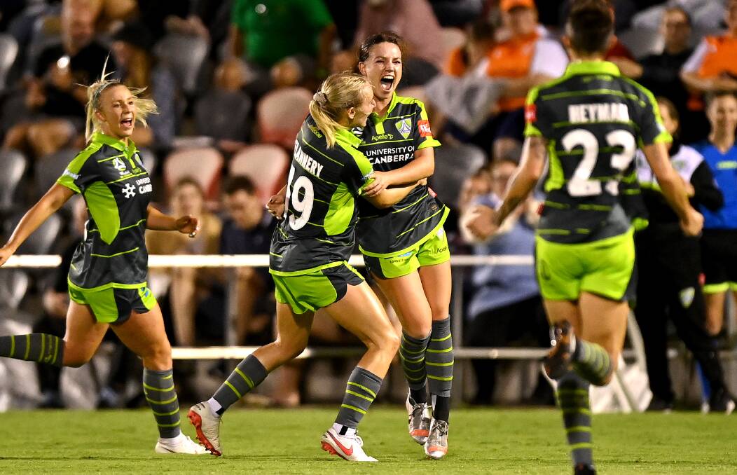 Canberra United's Grace Maher scored an equaliser to hold Brisbane Roar to draw. Picture: Getty