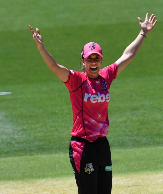 Erin Burns appeals for a wicket during Sunday's WBBL final against Perth.