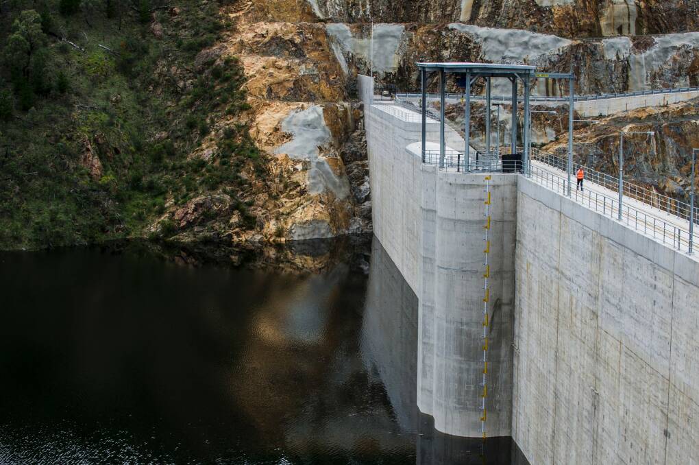 The Cotter Dam wall.  Photo: Rohan Thomson