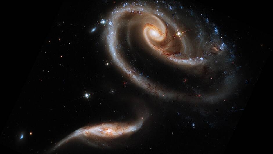A group of interacting galaxies called Arp 273, captured using the Hubble Space Telescope in Baltimore. Photo: Space Telescope Science Institute Office of Public Outreach