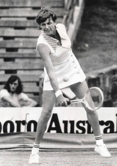 Margaret Court in action against Sue Mappin of Great Britain in 1974.  Photo: Geoff Ampt