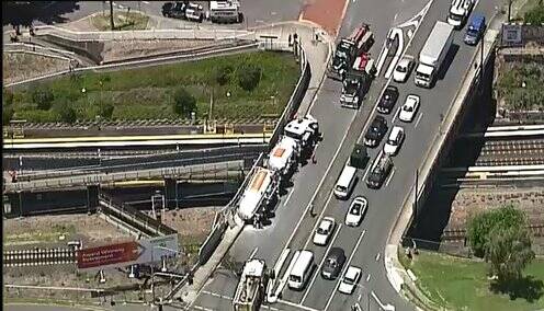 A truck rollover has caused delays at Dutton Park. Photo: Nine News Queensland