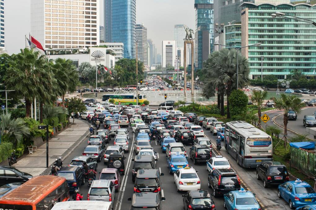 Heavy traffic sits during the afternoon rush hour in central Jakarta. Photo: International Herald Tribune
