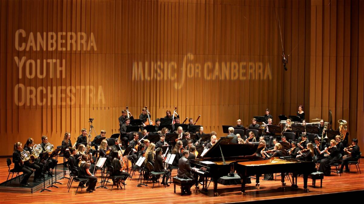 Pianist Dr Edward Neeman and the Canberra Youth Orchestra conducted by Leonard Weiss play Gershwin's <I> Rhapsody in Blue<I>.  Photo: William Hall