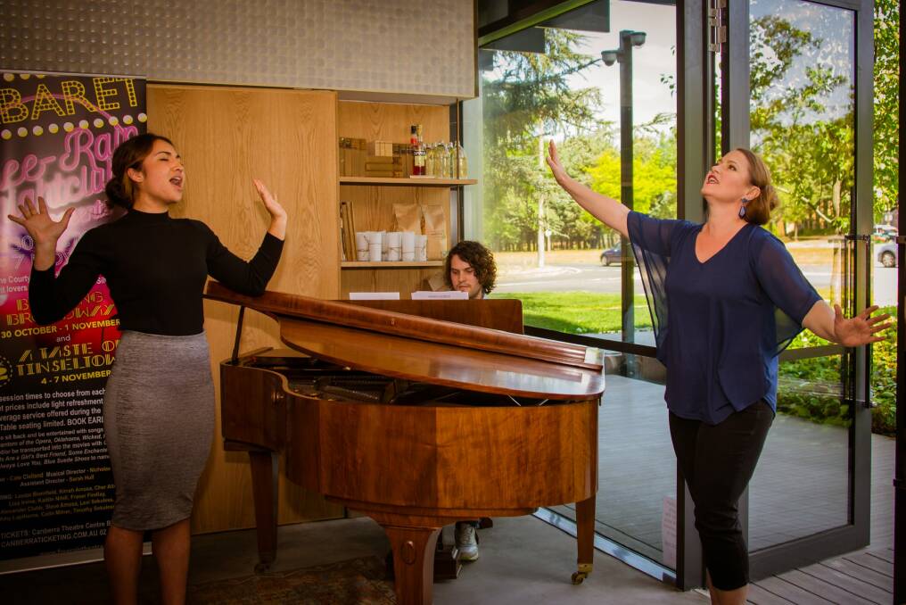 Preparing for Free-Rain's cabaret performances are Kirrah Amosa left, Louiza Blomfield right and pianist Nick Griffin. Photo: supplied