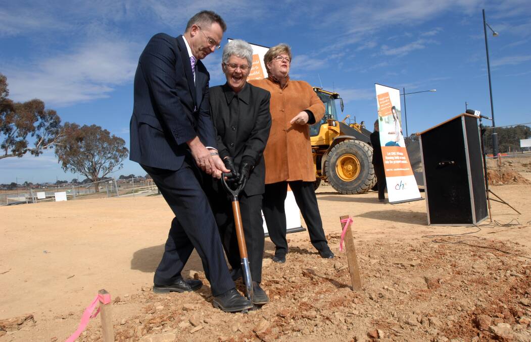 Jon Stanhope at a sod turning ceremony in Forde for a CHC project in 2009. Photo: Graham Tidy