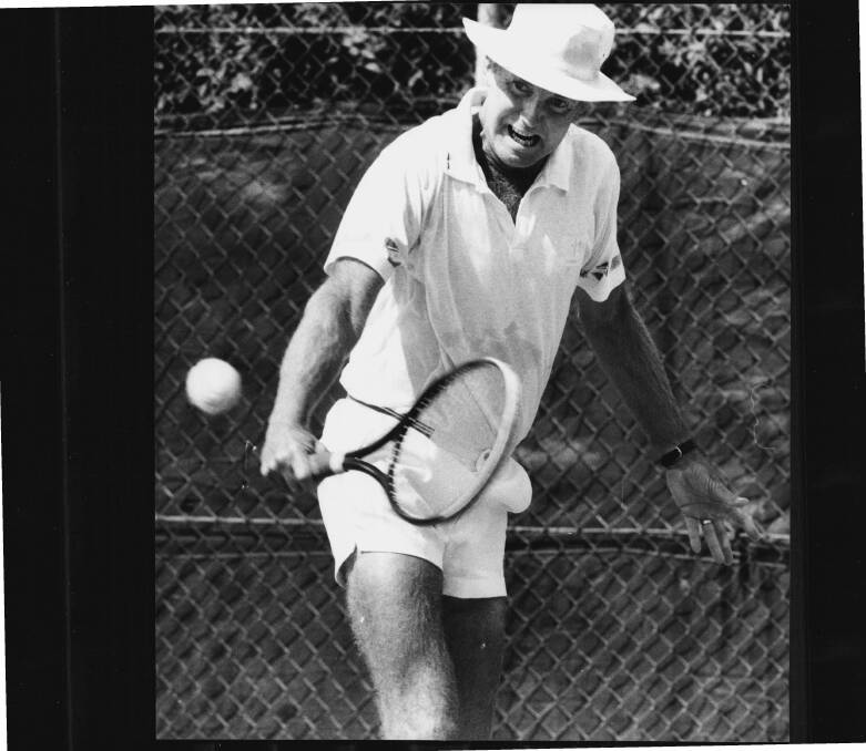 Bruce Larkham playing against John Cooper in 1991. Photo: David Foote