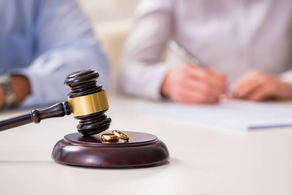 Chaos in the courts means mediation is a better option for divorcing couples. Photo: Shutter Stock