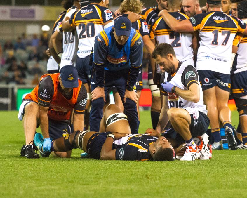 Rob Valetini had to be helped from the field on Friday night after suffering another knee injury. Photo: Elesa Kurtz