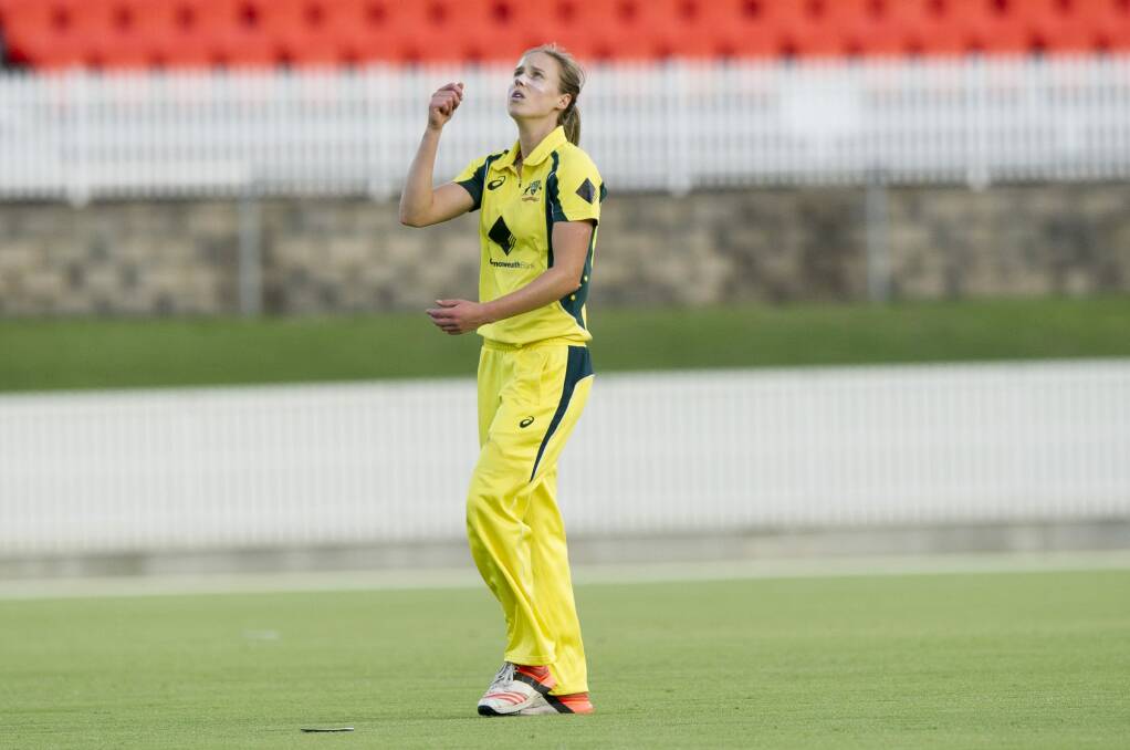 Ellyse Perry will play in Canberra in October. Photo: Jay Cronan