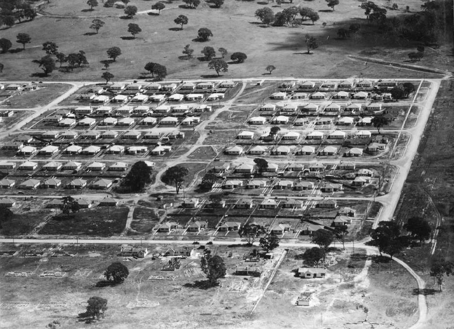 This aerial view, 1952, of O'Connor's Tocumwal houses shows the new development. Photo: Courtesy ACT Heritage Library Photo: ACT Heritage Library