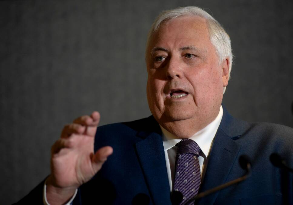 Clive Palmer has been ordered to pay legal costs on a standard basis. Photo: AAP Image/ Jeremy Piper