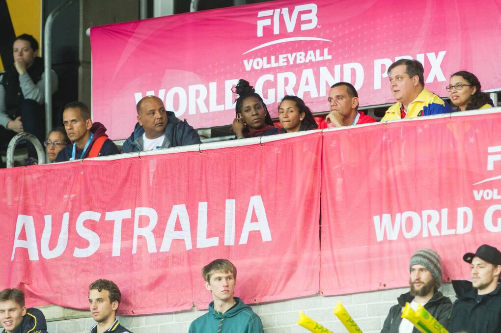 Venezuela players and team members watch on the grand final of the FIVB World Grand Prix. Photo: Jamila Toderas Photo: Jamila Toderas