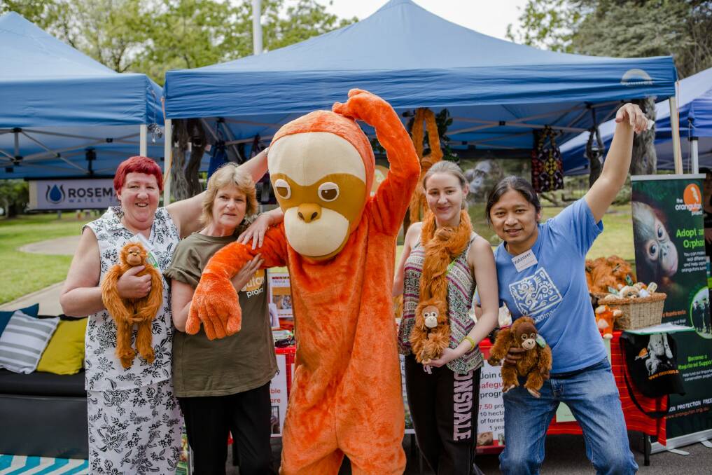 From left, Noelle Pocknall, Kil Handley, their mascot Ollie, Amy Pocknall, and Anton Nurcahyo of The Orangutan Project. Photo: Jamila Toderas