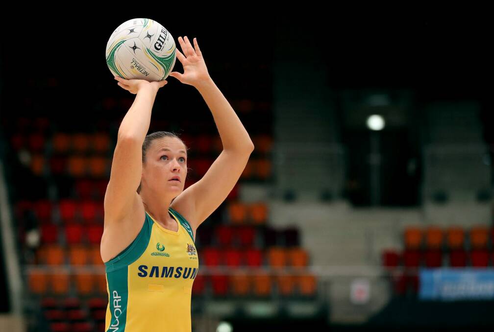 Green and gold Giant: Susan Pettitt will go up against her former club side on Saturday. Photo: Gallo Images
