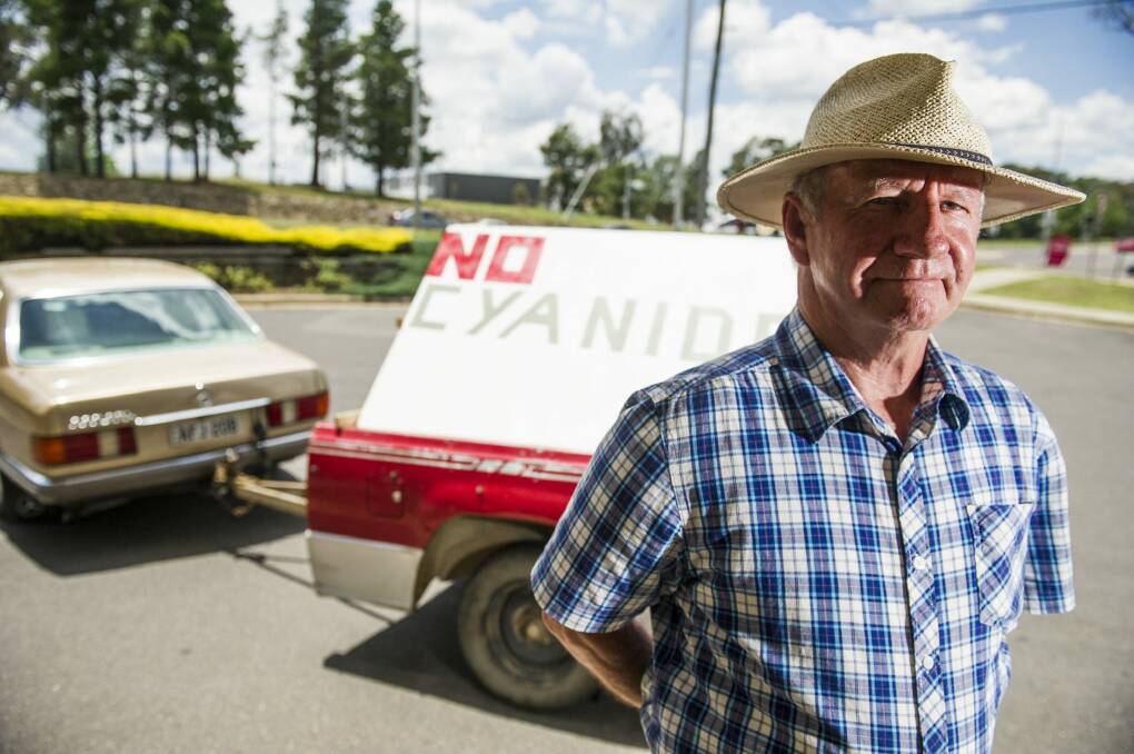 Jeff Wolford, of Araluen, is protesting about the goldmine using cyanide. Photo: Jay Cronan