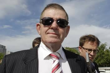 Peter Slipper arrives at the ACT Magistrates Court. Photo: Andrew Meares