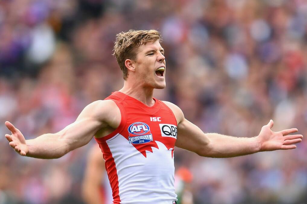 Back in action: Luke Parker will return for the Swans' clash with North Melbourne. Photo: Getty Images